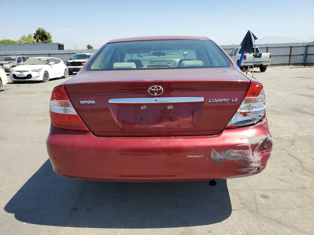 2004 Toyota Camry Le VIN: 4T1BE32K34U272837 Lot: 70308084