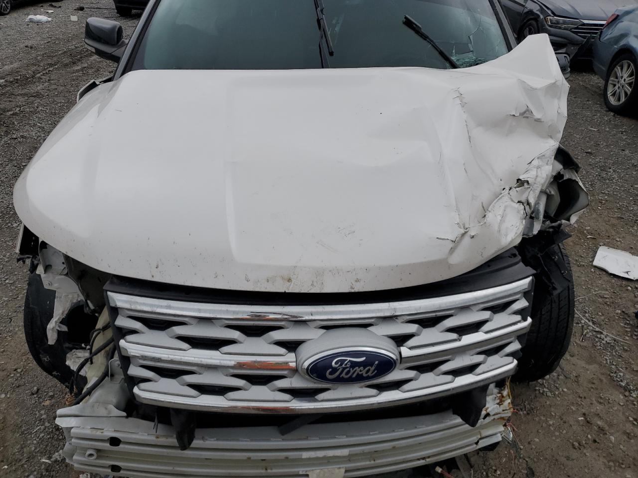 2018 Ford Explorer - Image 12