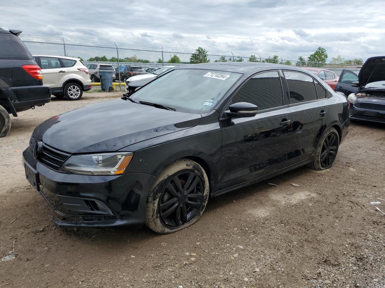 3VWD17AJ1JM215641 2018 VOLKSWAGEN JETTA - Image 1