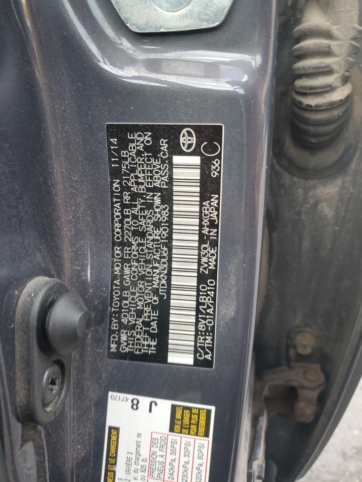 2015 Toyota Prius - Image 12