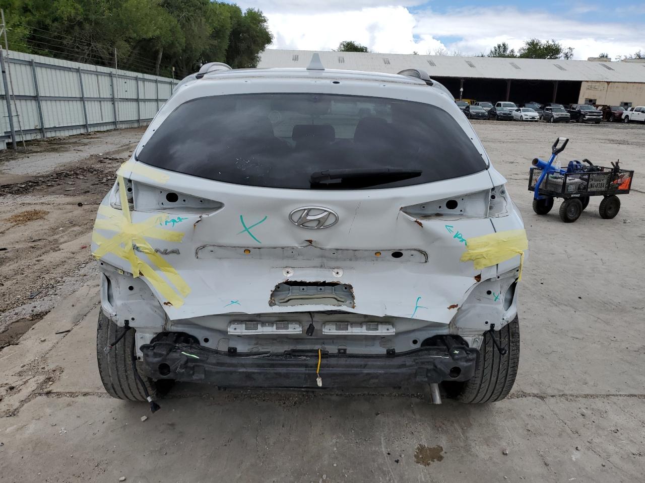 2021 Hyundai Kona Limited VIN: KM8K33A54MU654554 Lot: 70360664