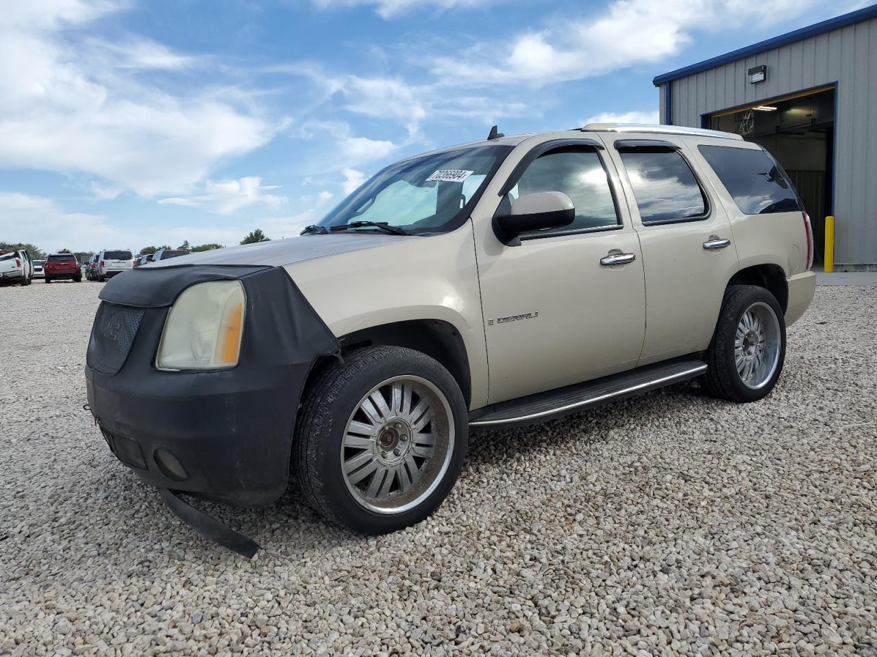2007 GMC Yukon - Image 1