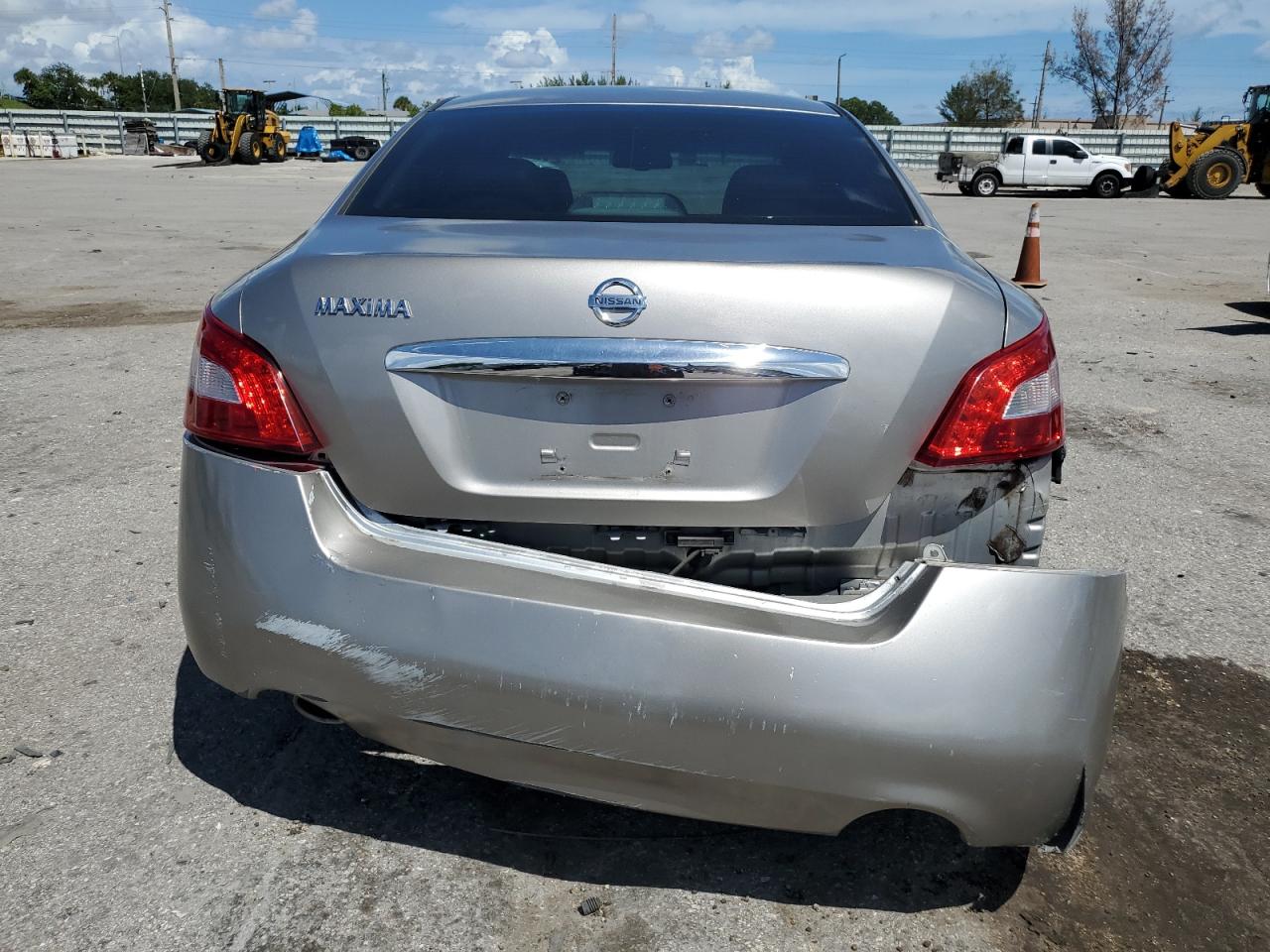 1N4AA5AP0BC815722 2011 Nissan Maxima S