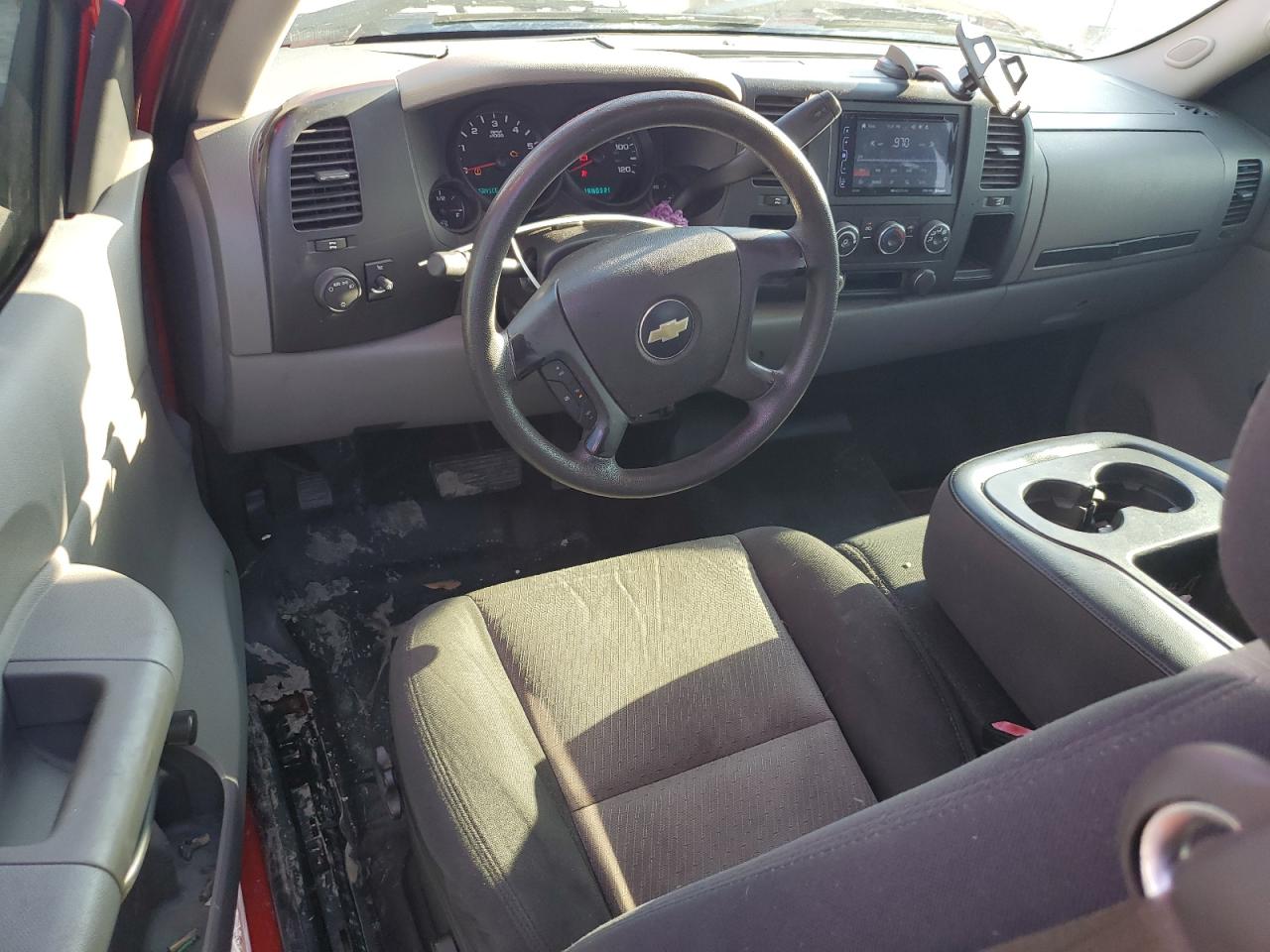 2007 Chevrolet Silverado - Image 8
