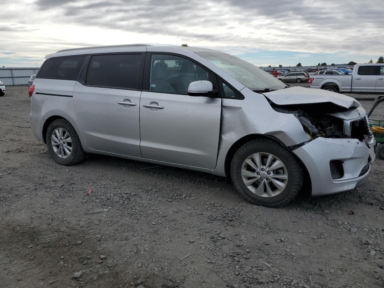 KNDMB5C13G6088465 2016 Kia Sedona Lx