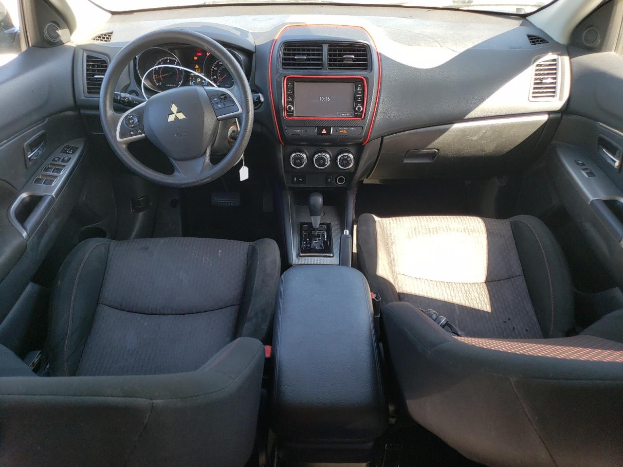 JA4AP3AU3KU024835 2019 Mitsubishi Outlander Sport Es