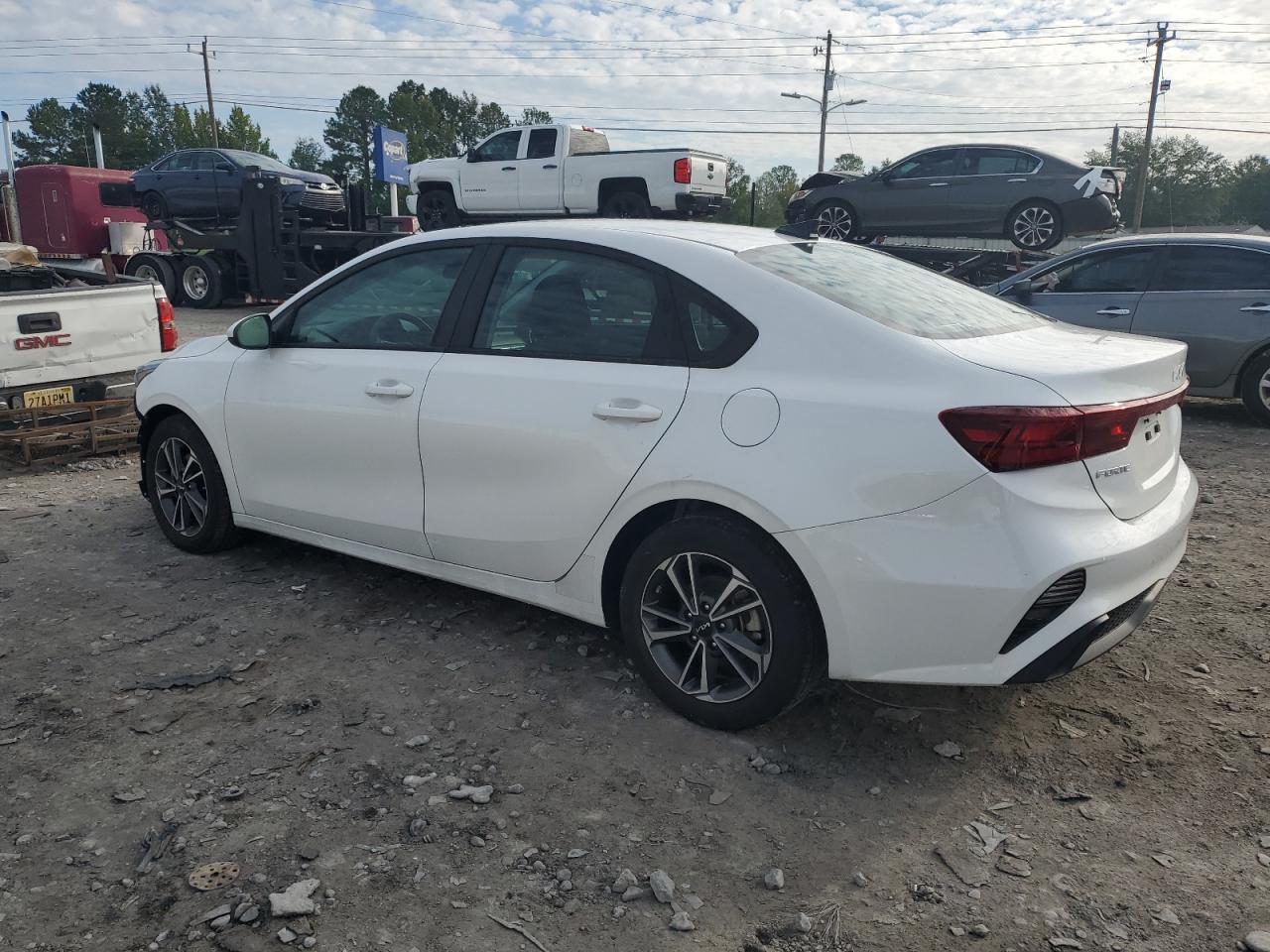 3KPF24AD7PE532361 2023 Kia Forte Lx