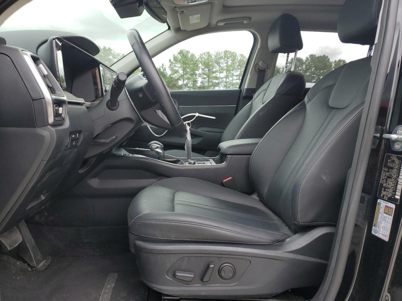 2023 Kia Sorento - Image 7