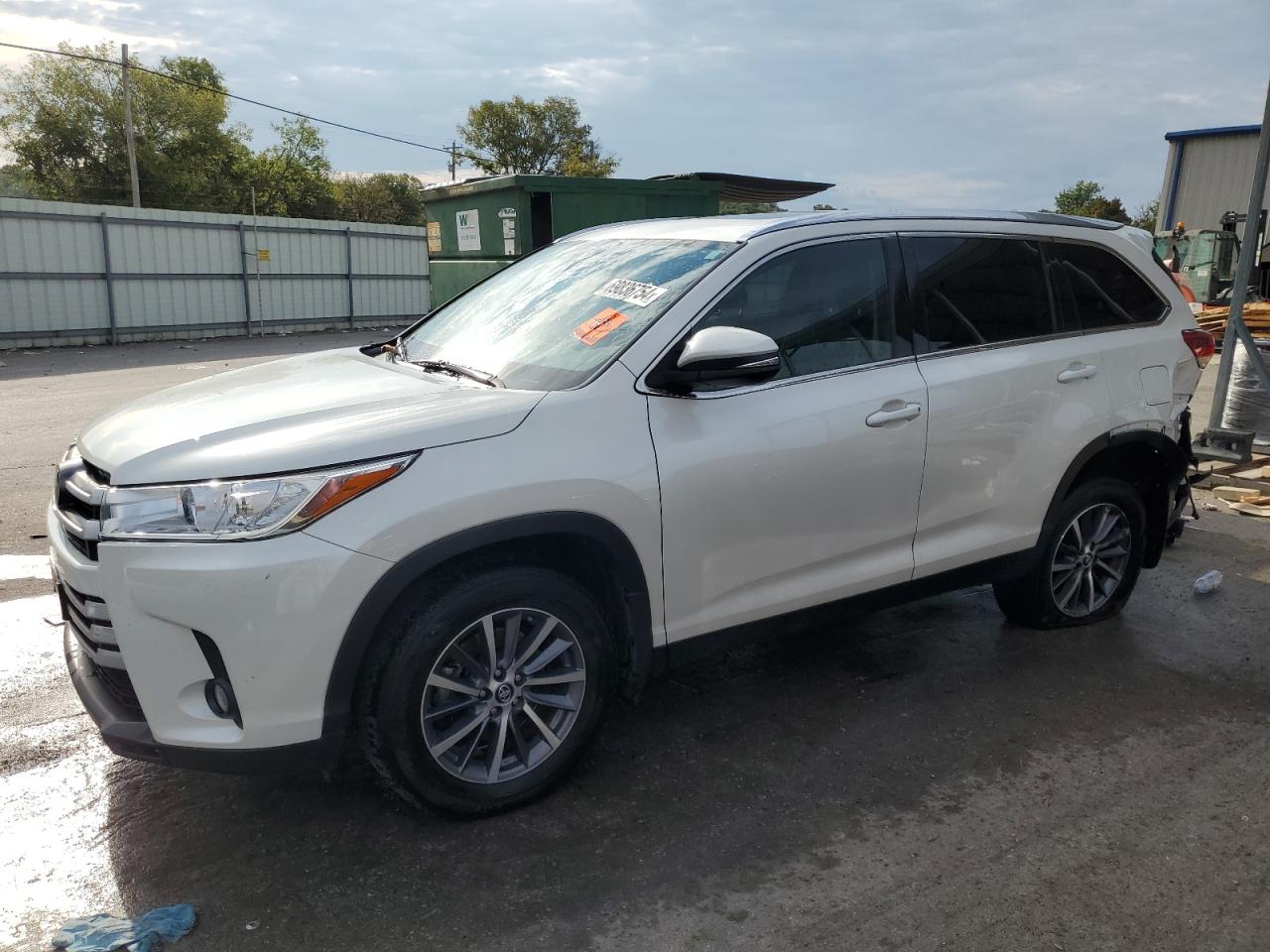 2019 Toyota Highlander Se VIN: 5TDJZRFH4KS609197 Lot: 69836754