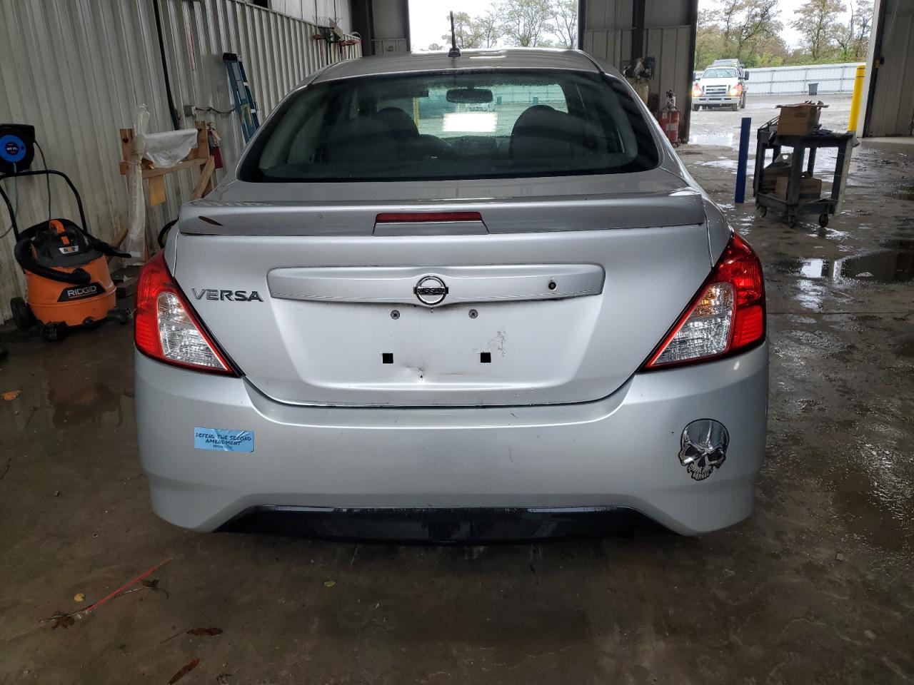 3N1CN7AP4HL830923 2017 Nissan Versa S