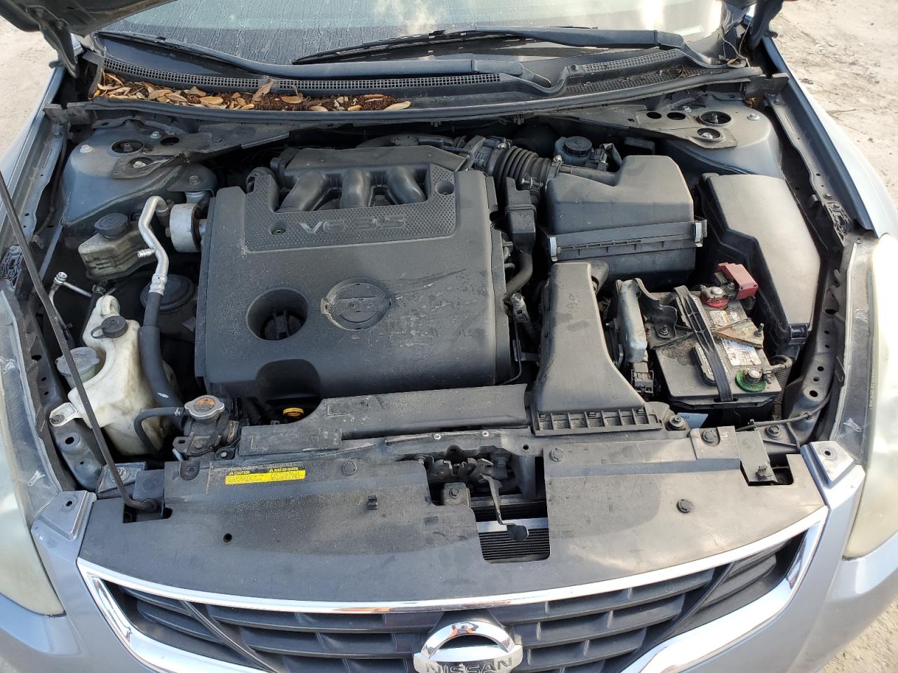 1N4BL2EP8AC148498 2010 Nissan Altima Sr