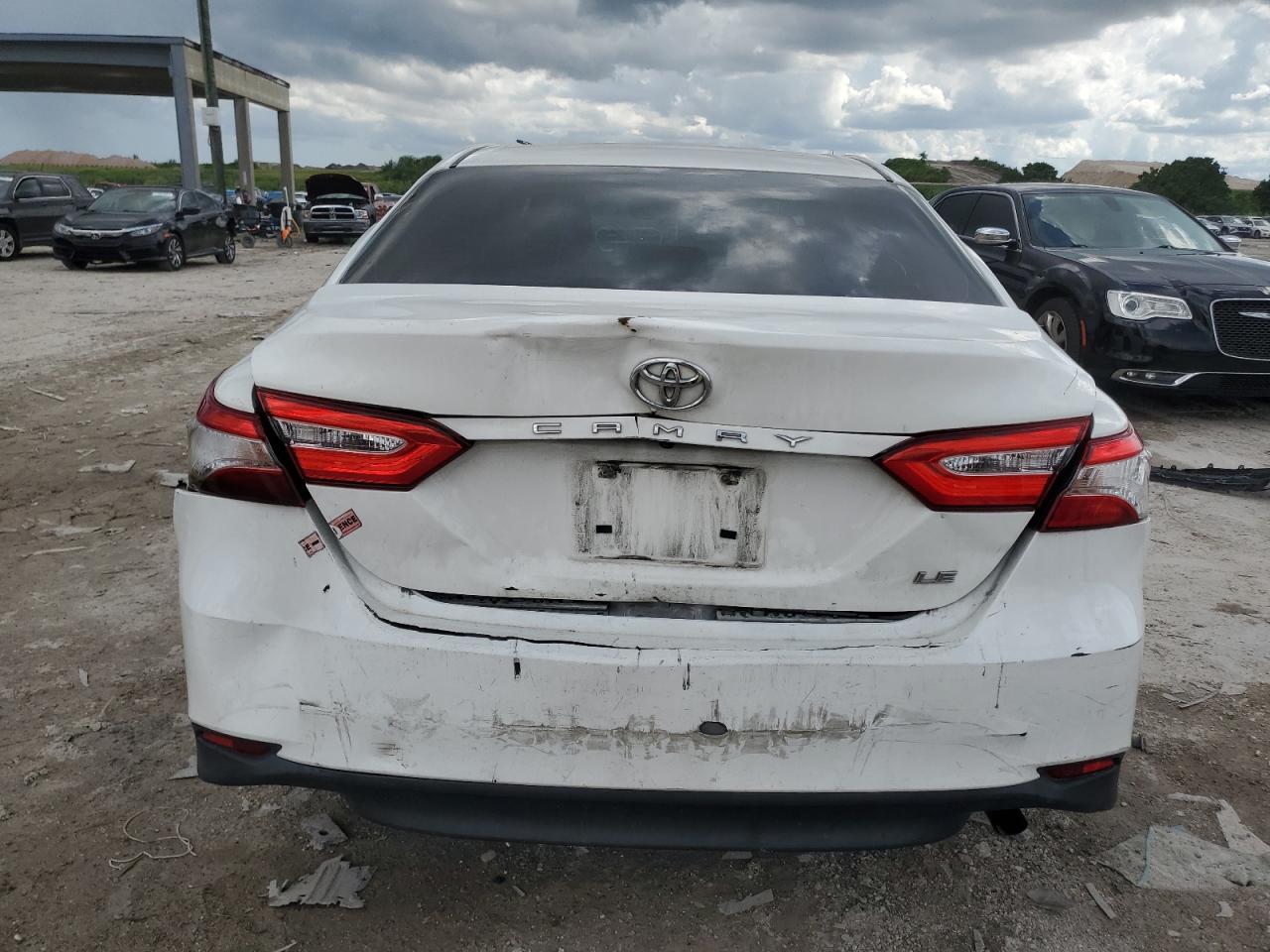 2018 Toyota Camry L VIN: JTNB11HK0J3034940 Lot: 71604684