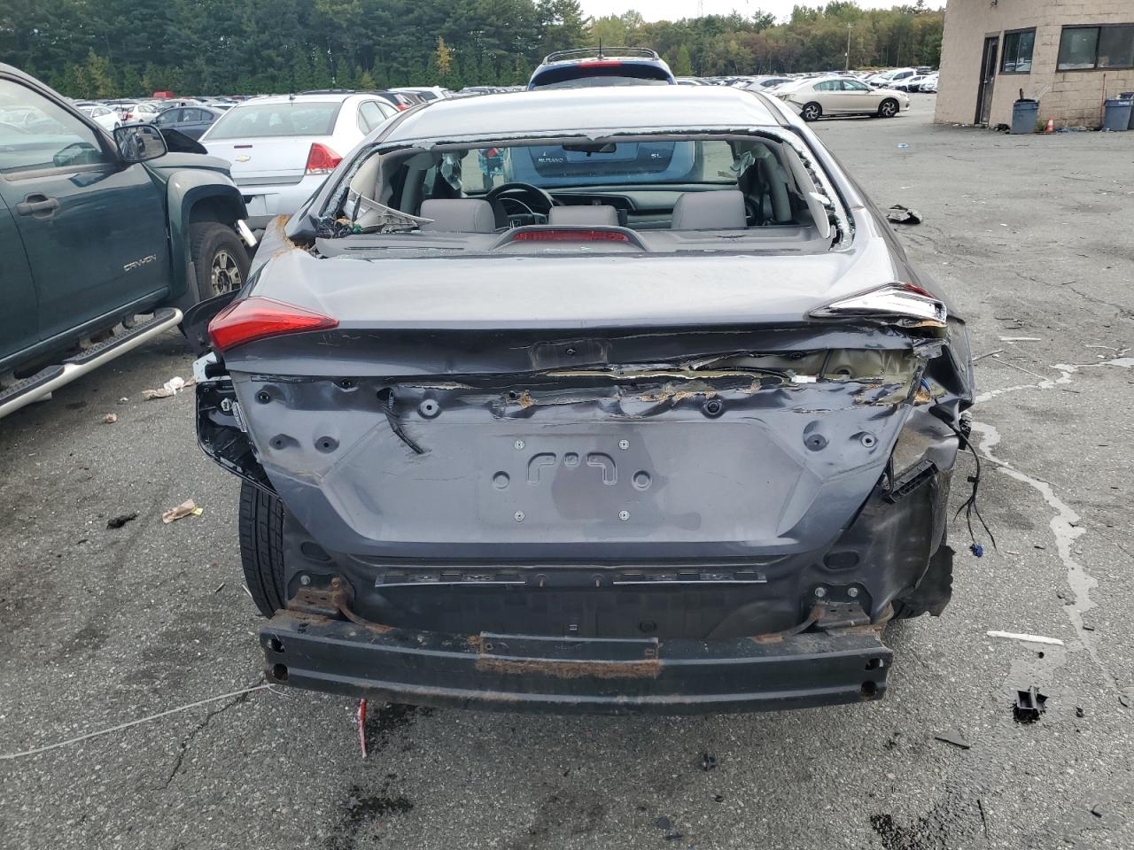 2HGFC2F64KH540721 2019 Honda Civic Lx