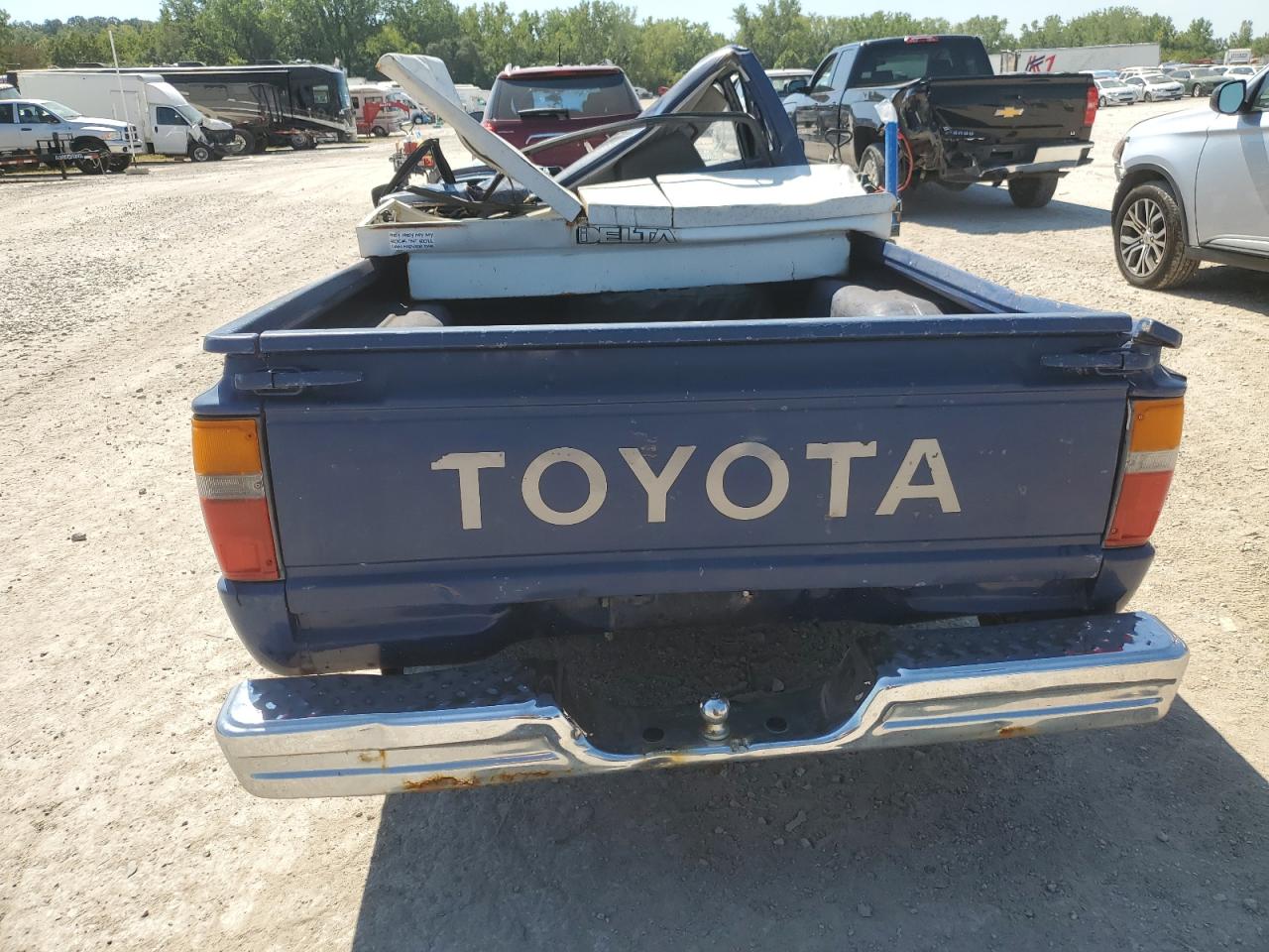 1986 Toyota Pickup 1/2 Ton Rn50 VIN: JT4RN50R9G0189357 Lot: 69399364