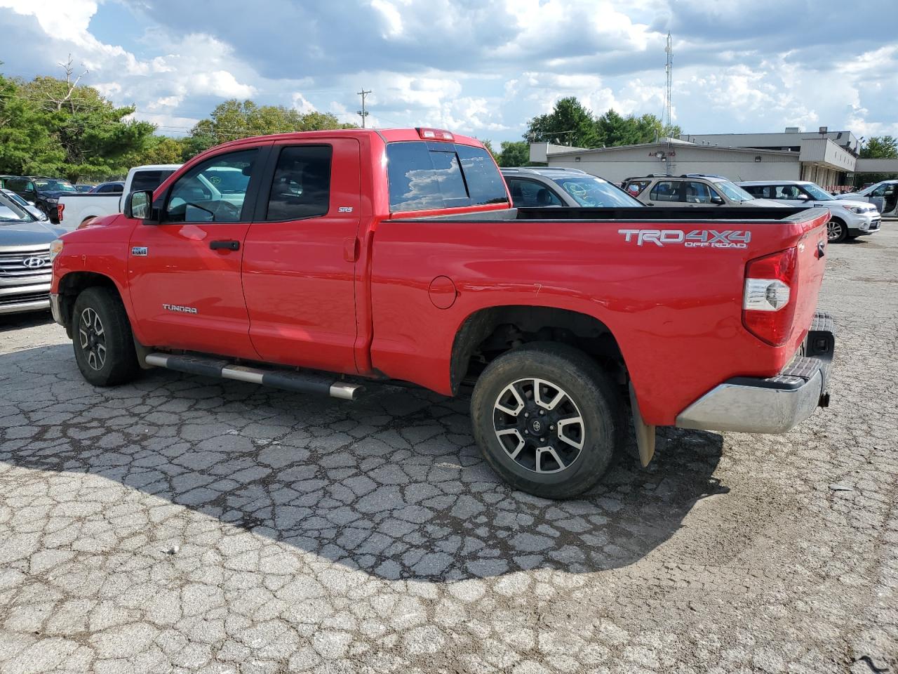 VIN 5TFUW5F18GX529386 2016 TOYOTA TUNDRA no.2