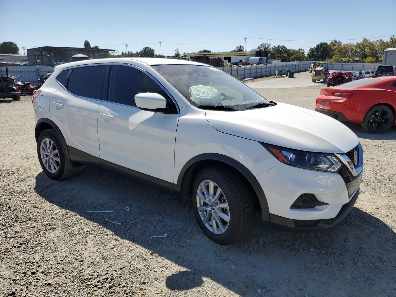 2021 Nissan Rogue - Image 4