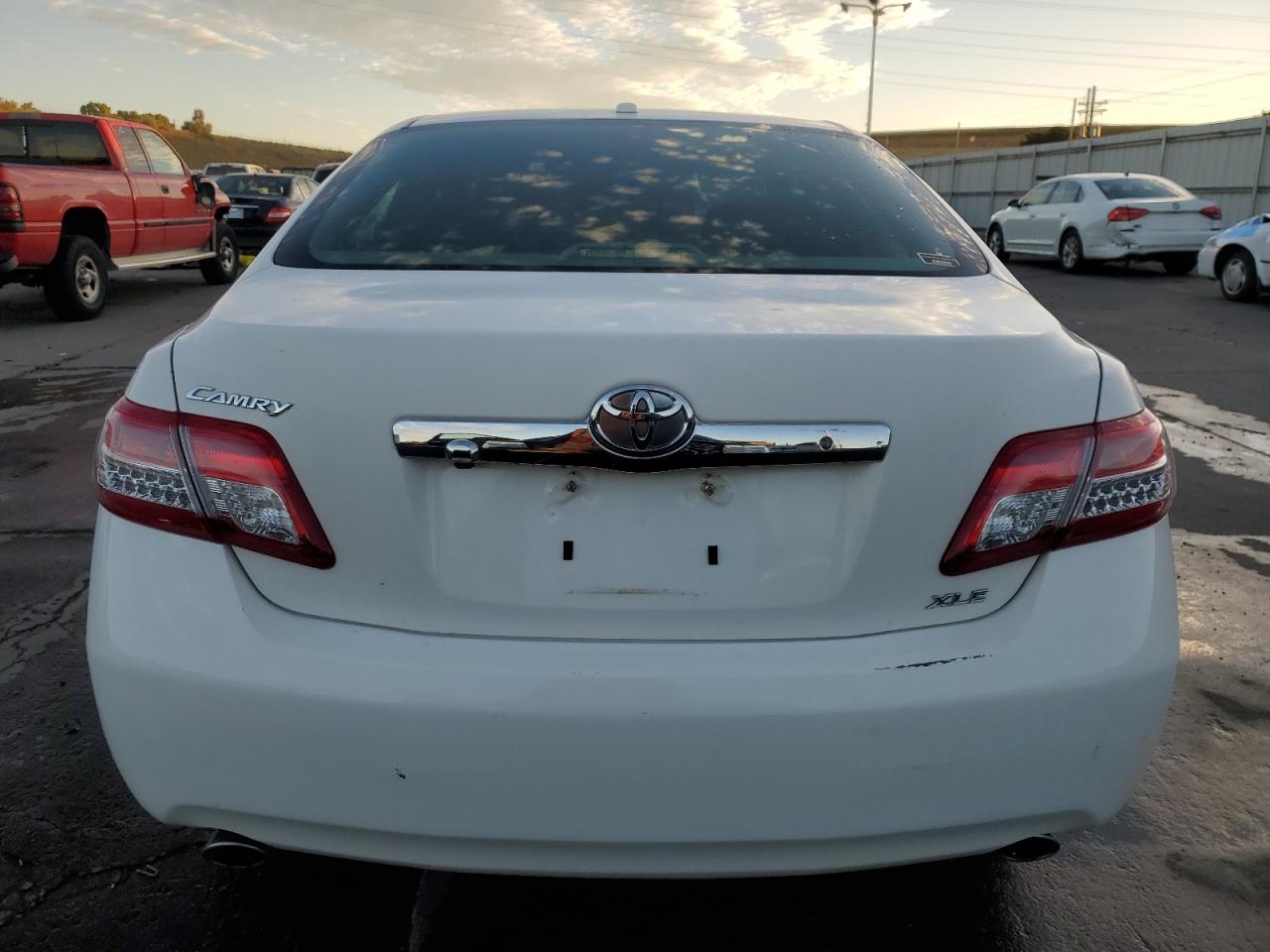 4T1BK3EK4BU632750 2011 Toyota Camry Se