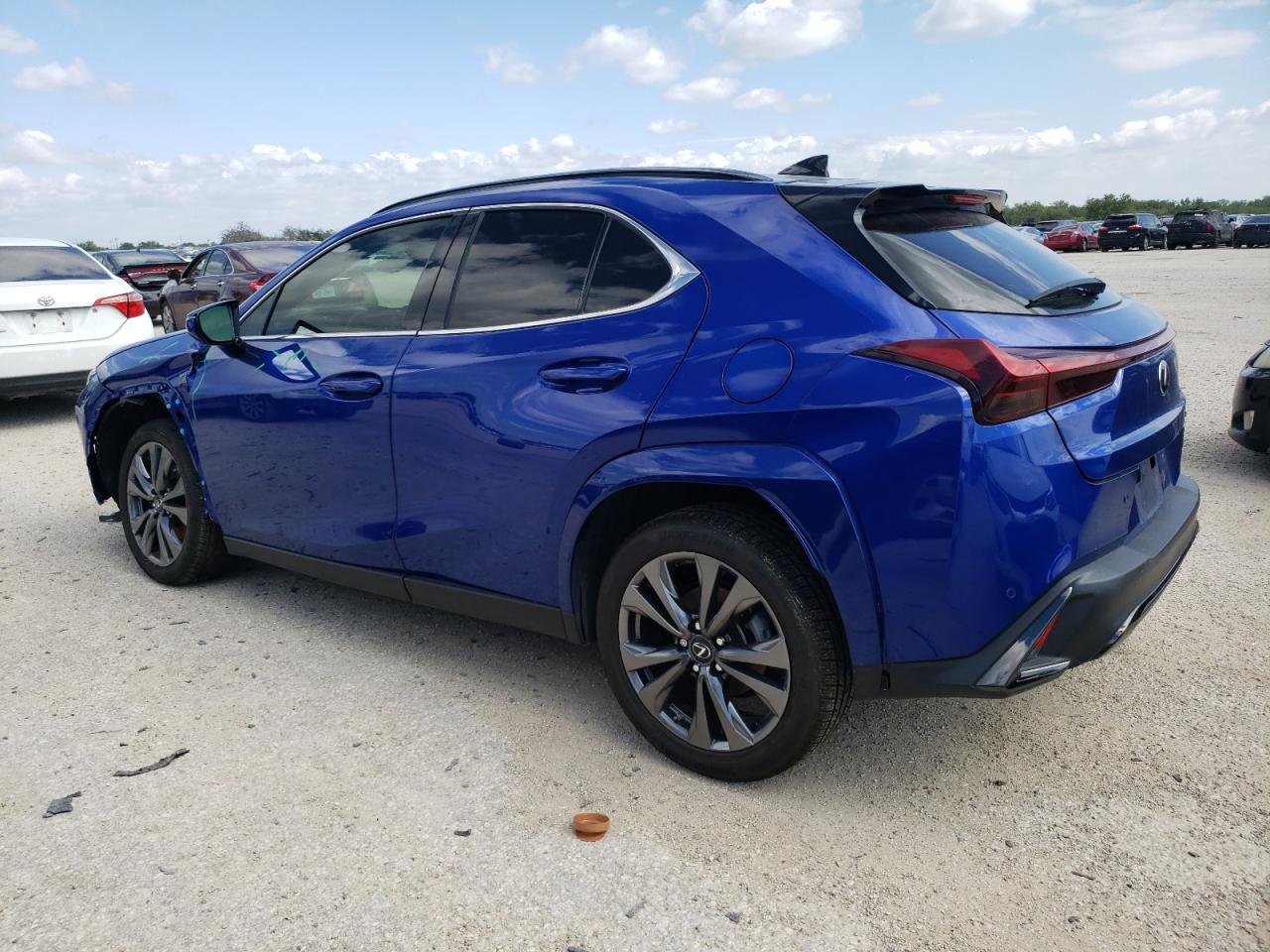 JTHB6JBH2P2145568 2023 LEXUS UX - Image 2