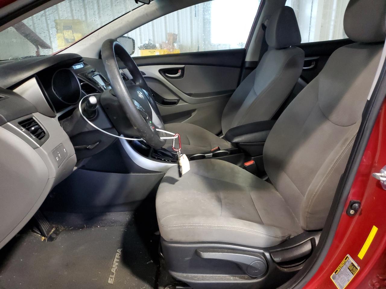 KMHDH4AE8FU351831 2015 Hyundai Elantra Se