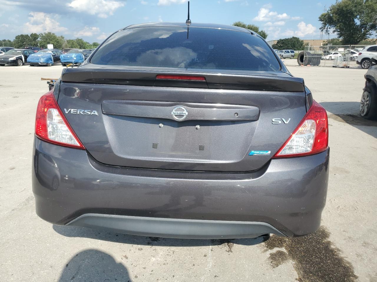 2015 Nissan Versa S VIN: 3N1CN7AP3FL955814 Lot: 71782514