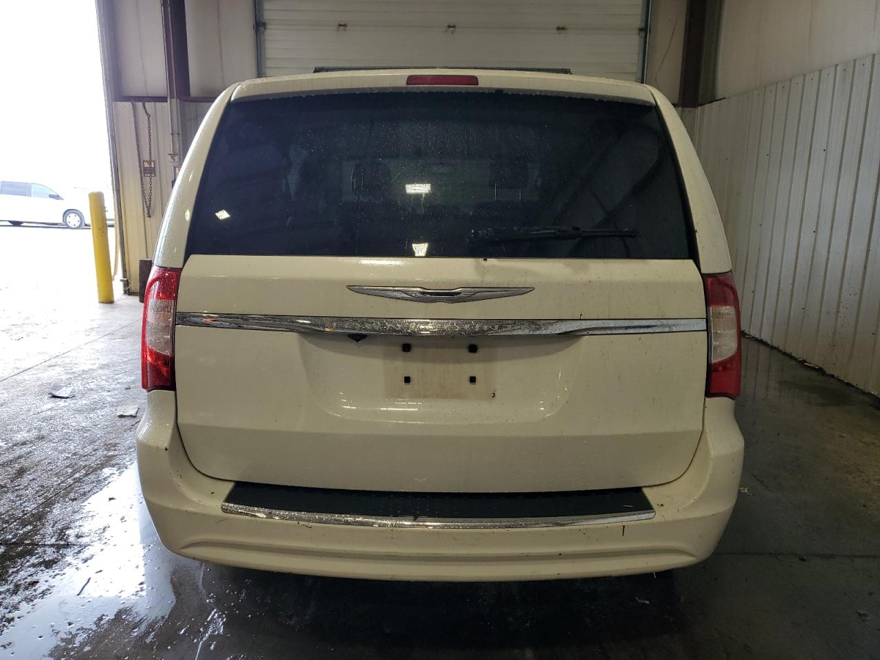 2C4RC1BGXDR734526 2013 Chrysler Town & Country Touring