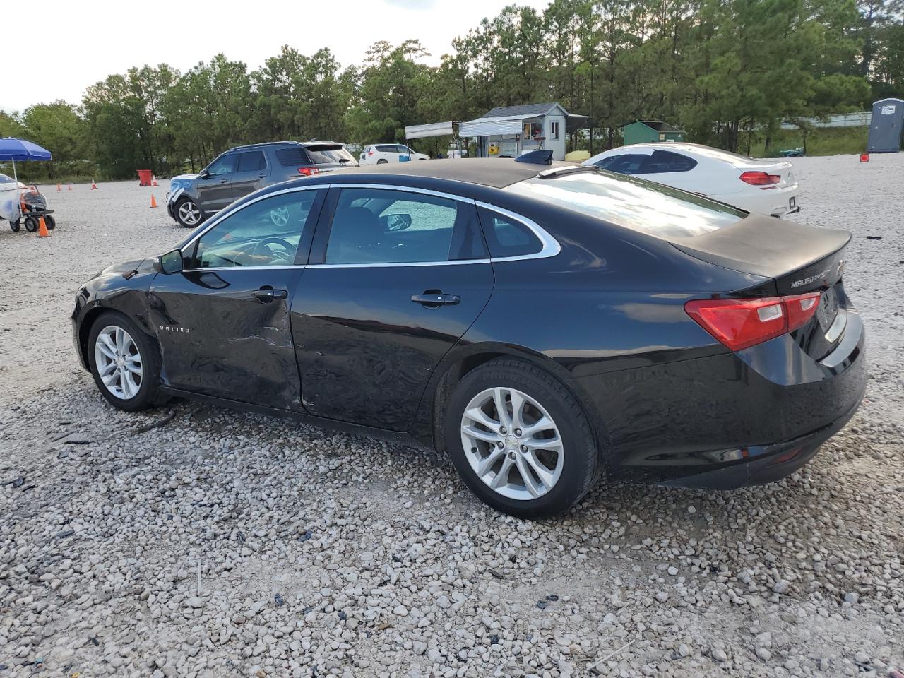 2017 Chevrolet Malibu - Image 2