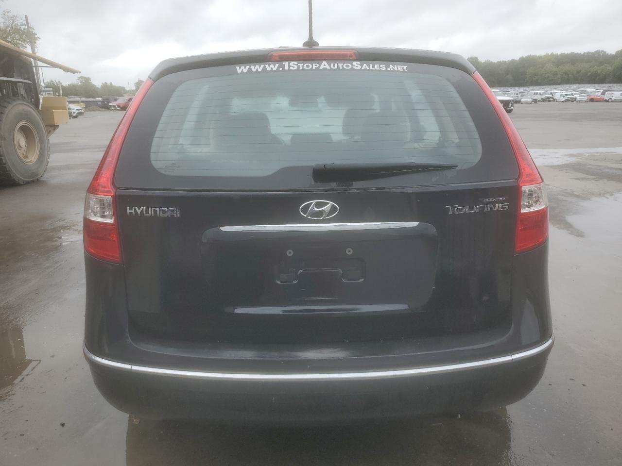 2011 Hyundai Elantra - Image 6