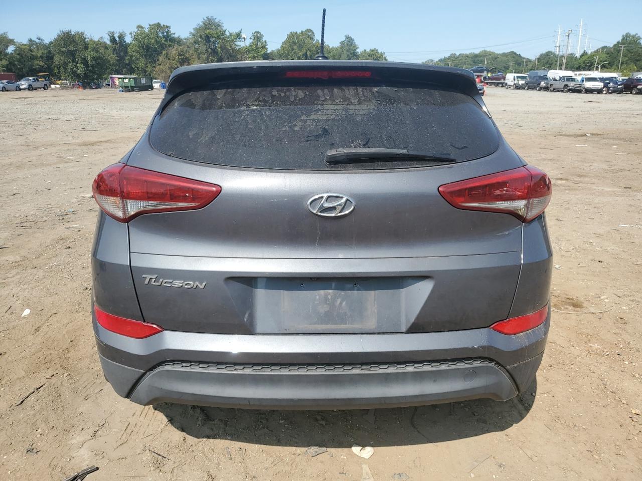 KM8J23A40HU302907 2017 Hyundai Tucson Se