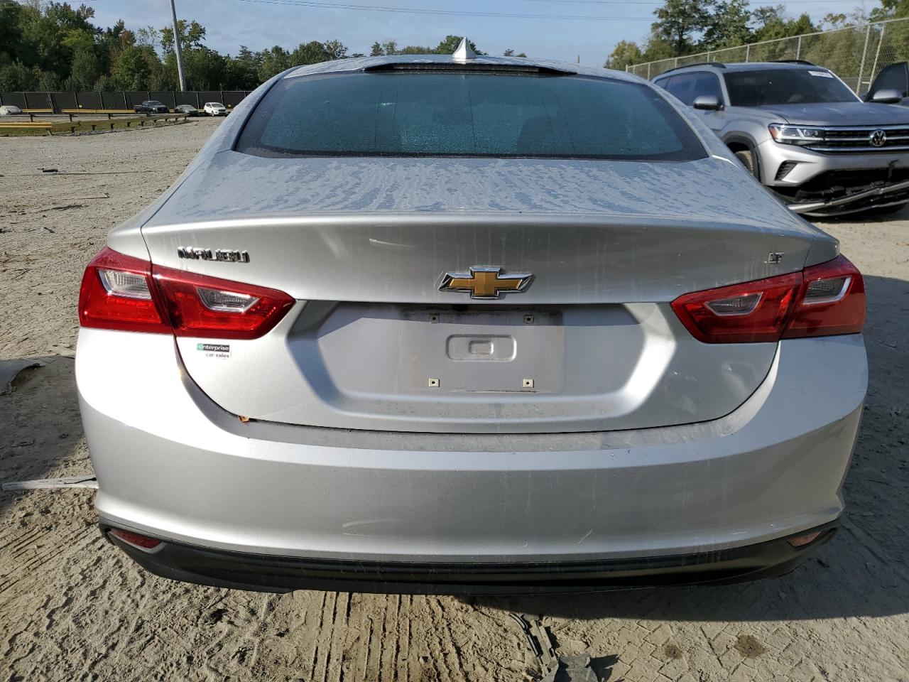 1G1ZD5ST1JF151338 2018 Chevrolet Malibu Lt