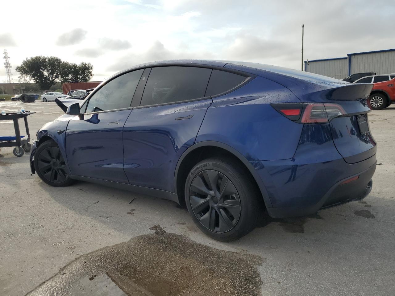 7SAYGDEDXRF167257 2024 TESLA MODEL Y - Image 2