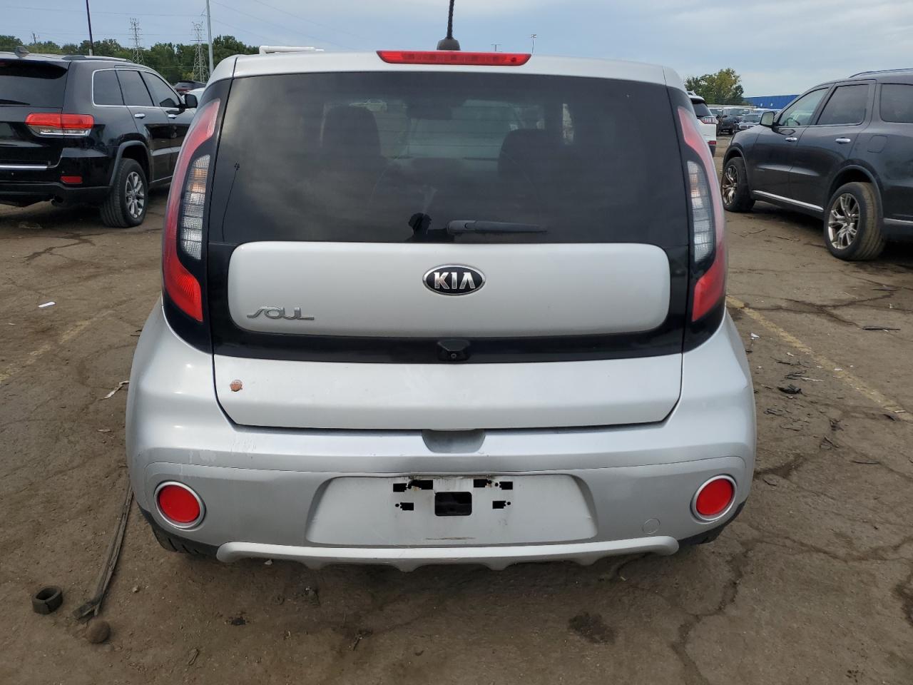 2017 Kia Soul + VIN: KNDJP3A52H7412175 Lot: 72931134