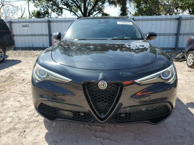 ZASPAKBN7N7D37125 Alfa Romeo Stelvio TI 5