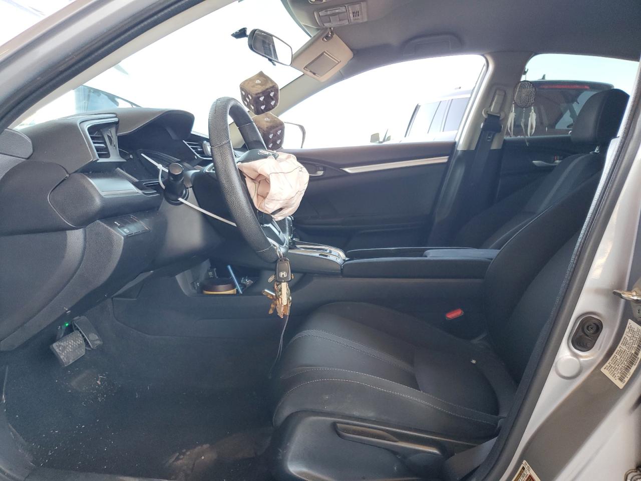 19XFC2F51GE245066 2016 Honda Civic Lx
