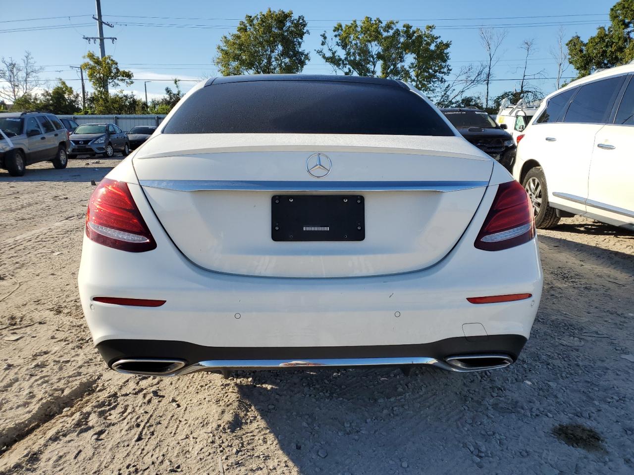 WDDZF4JB4KA588632 2019 Mercedes-Benz E 300