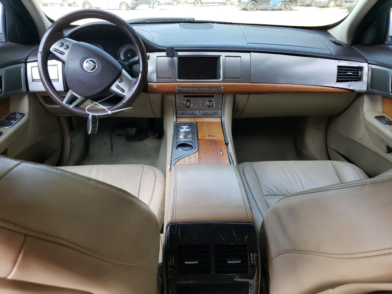 SAJWA05B29HR39975 2009 Jaguar Xf Luxury