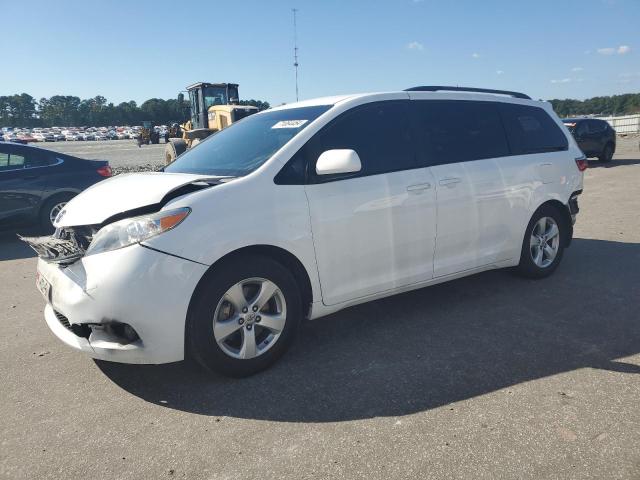 2015 Toyota Sienna Le