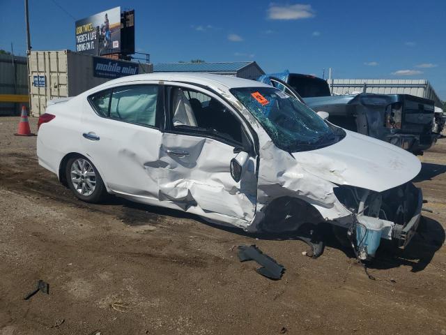  NISSAN VERSA 2017 White