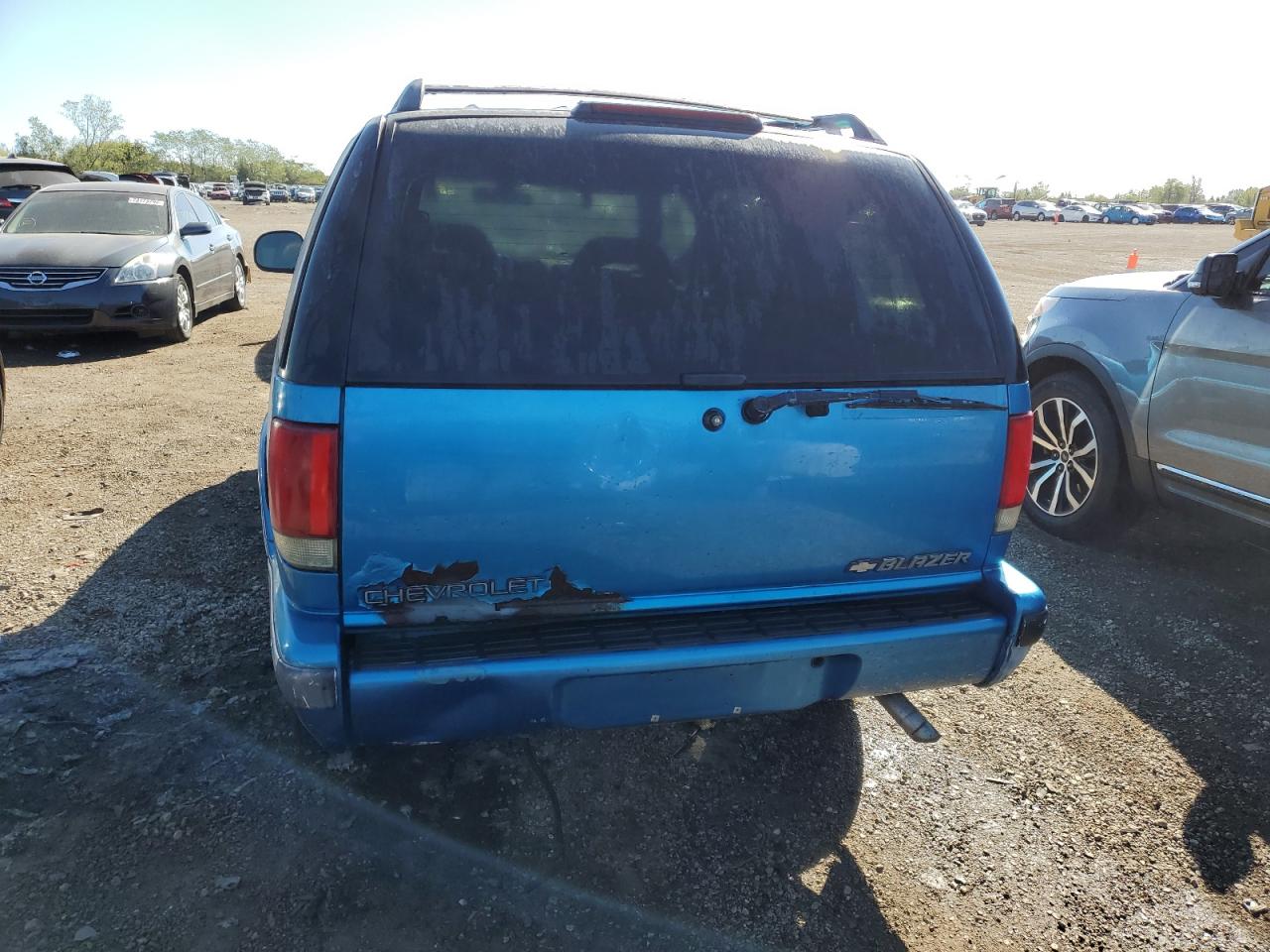 1995 Chevrolet Blazer VIN: 1GNDT13W6S2137053 Lot: 73525544