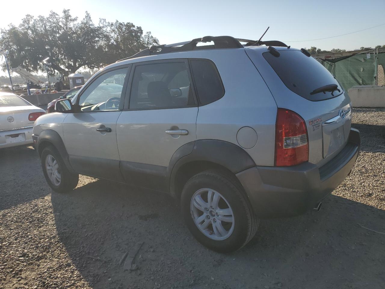 2007 Hyundai Tucson - Image 2