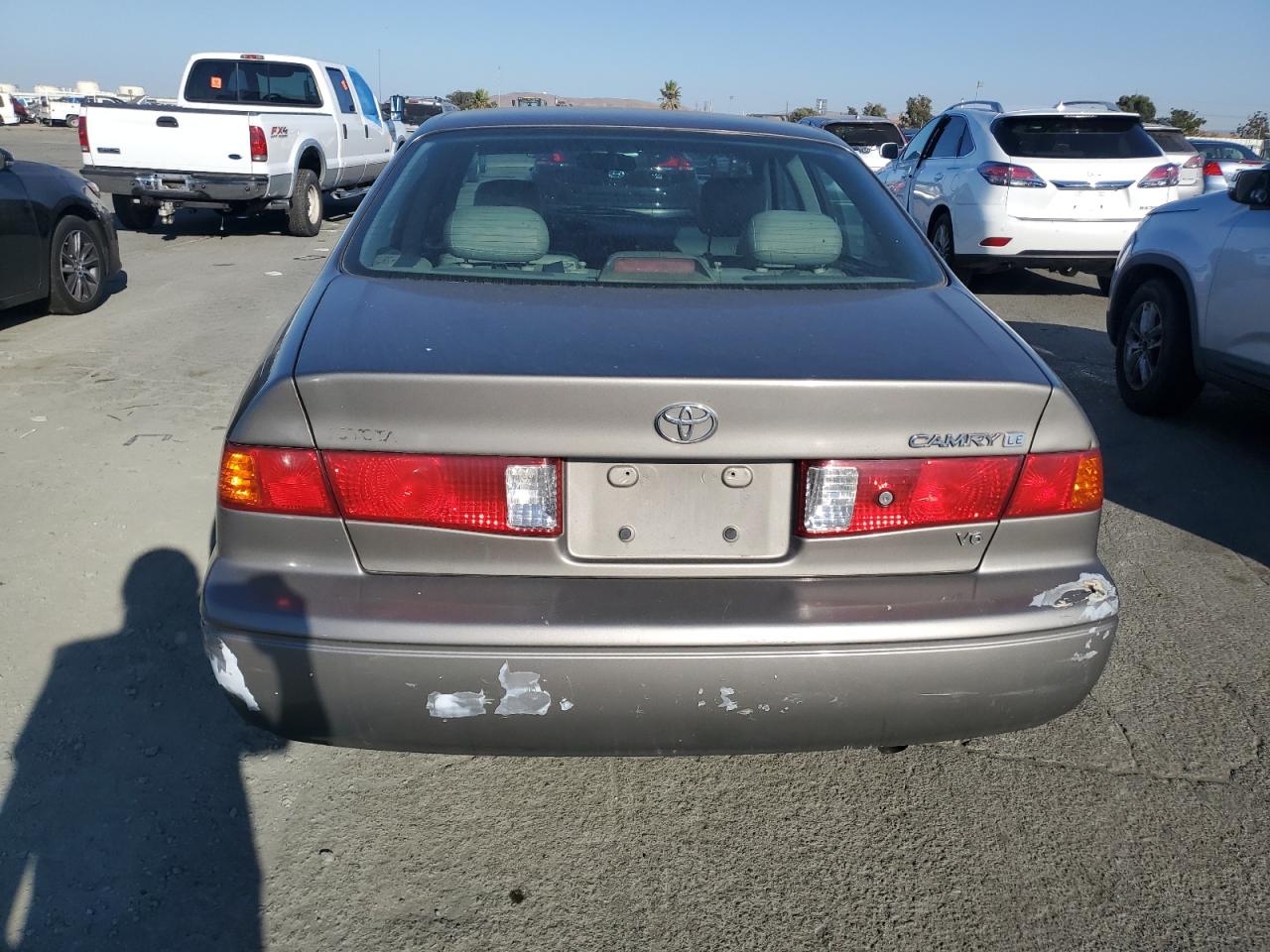 4T1BF22K81U123424 2001 Toyota Camry Le