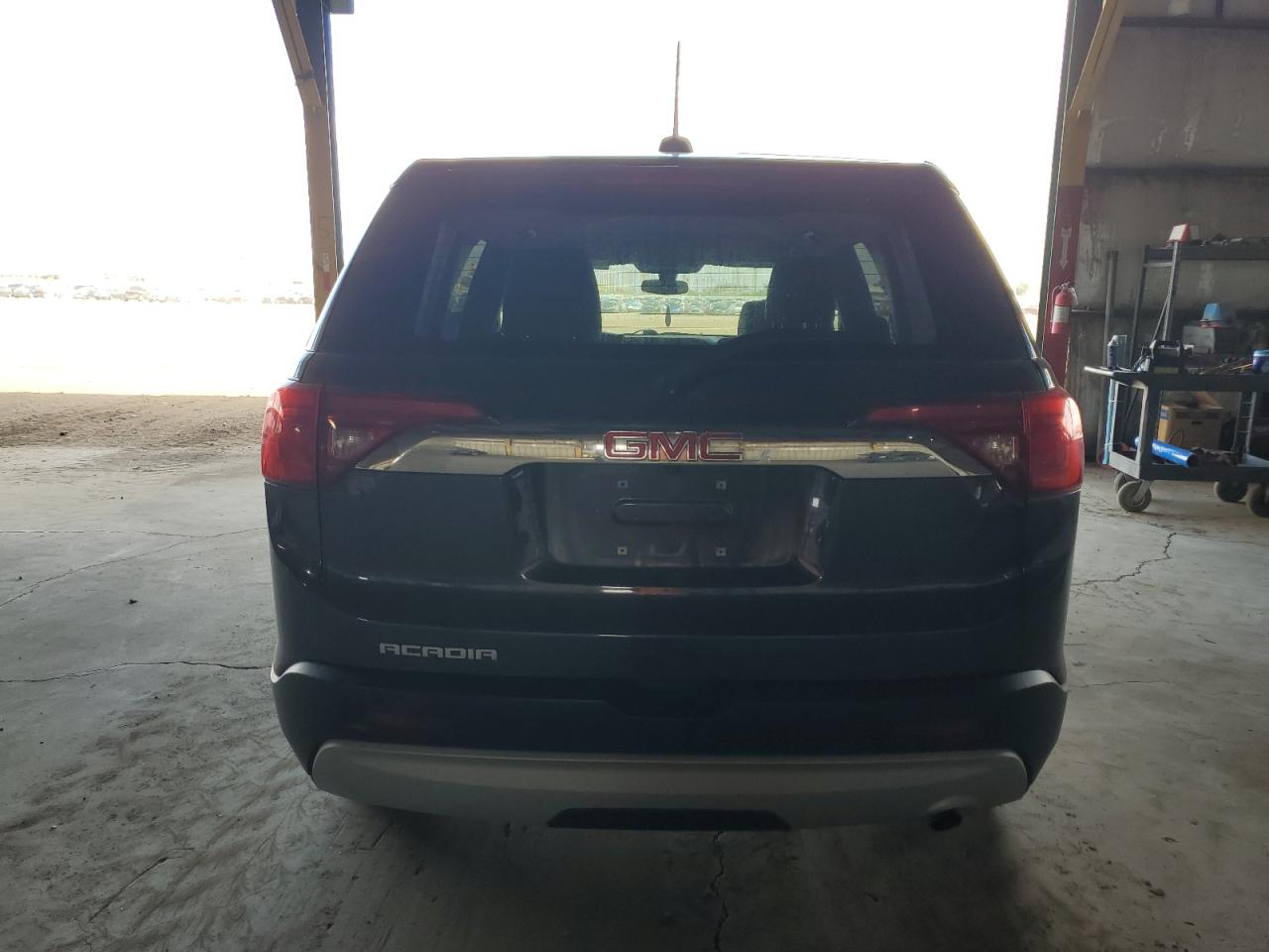 1GKKNKLA7JZ228430 2018 GMC Acadia Sle