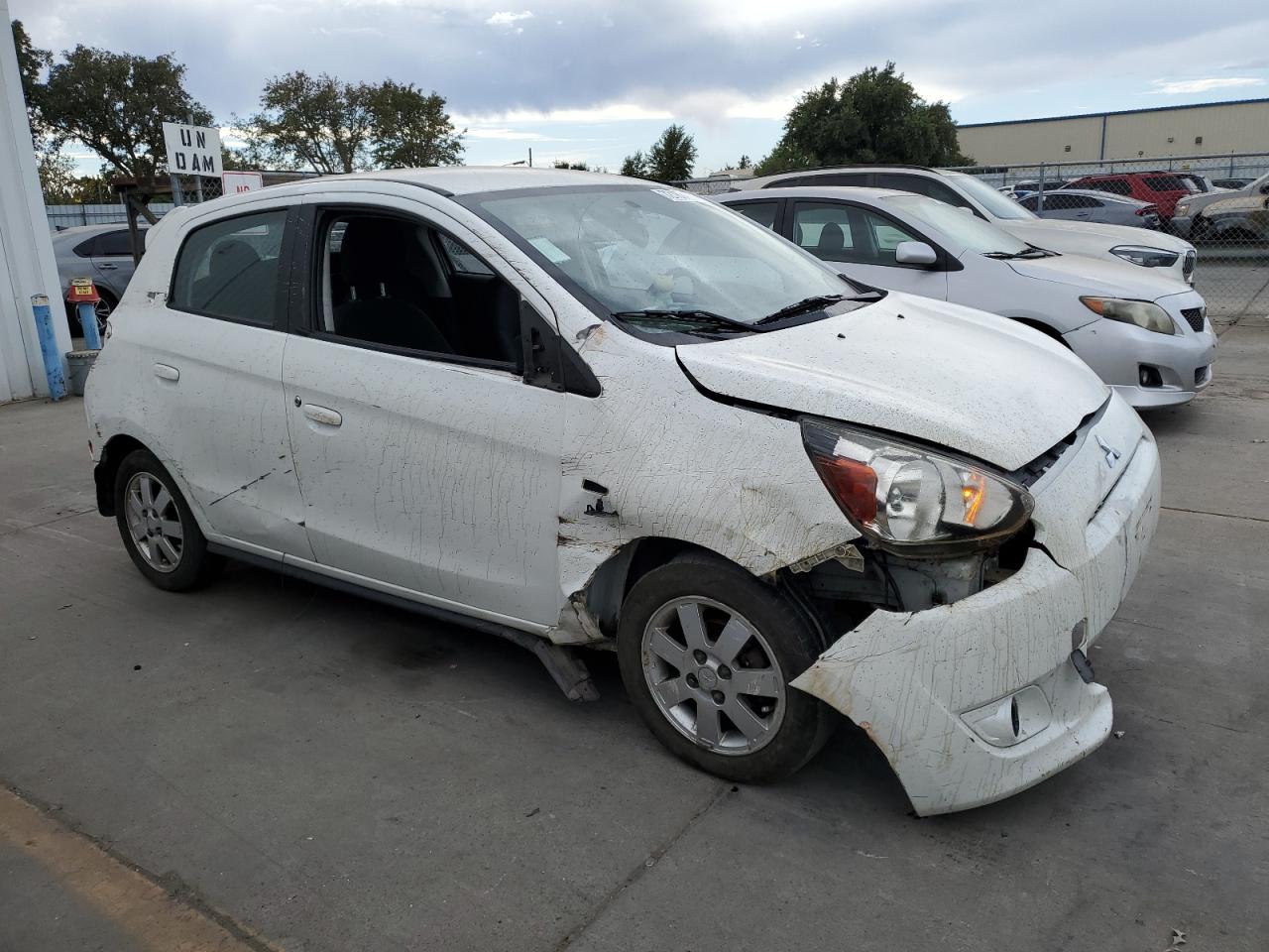 ML32A4HJ3FH034795 2015 Mitsubishi Mirage Es