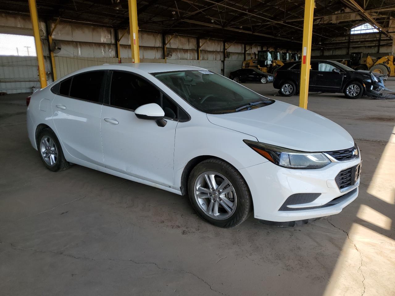 2017 Chevrolet Cruze - Image 4