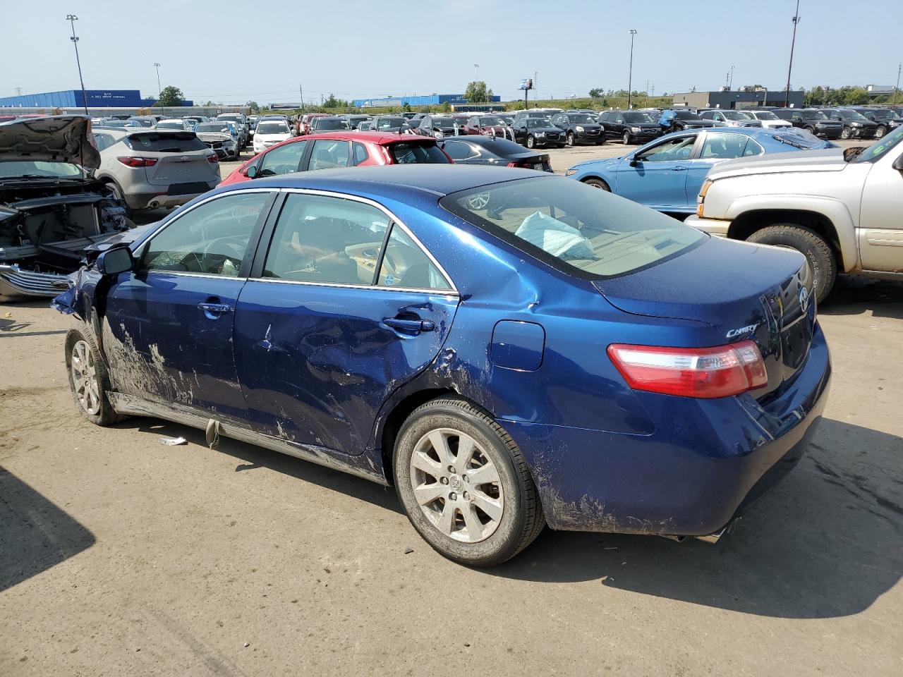 2007 Toyota Camry - Image 2