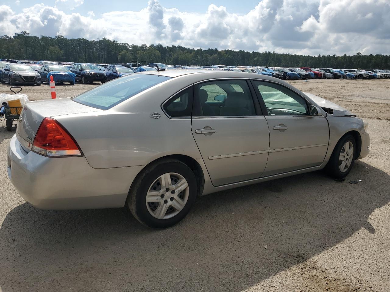 2007 Chevrolet Impala - Image 3