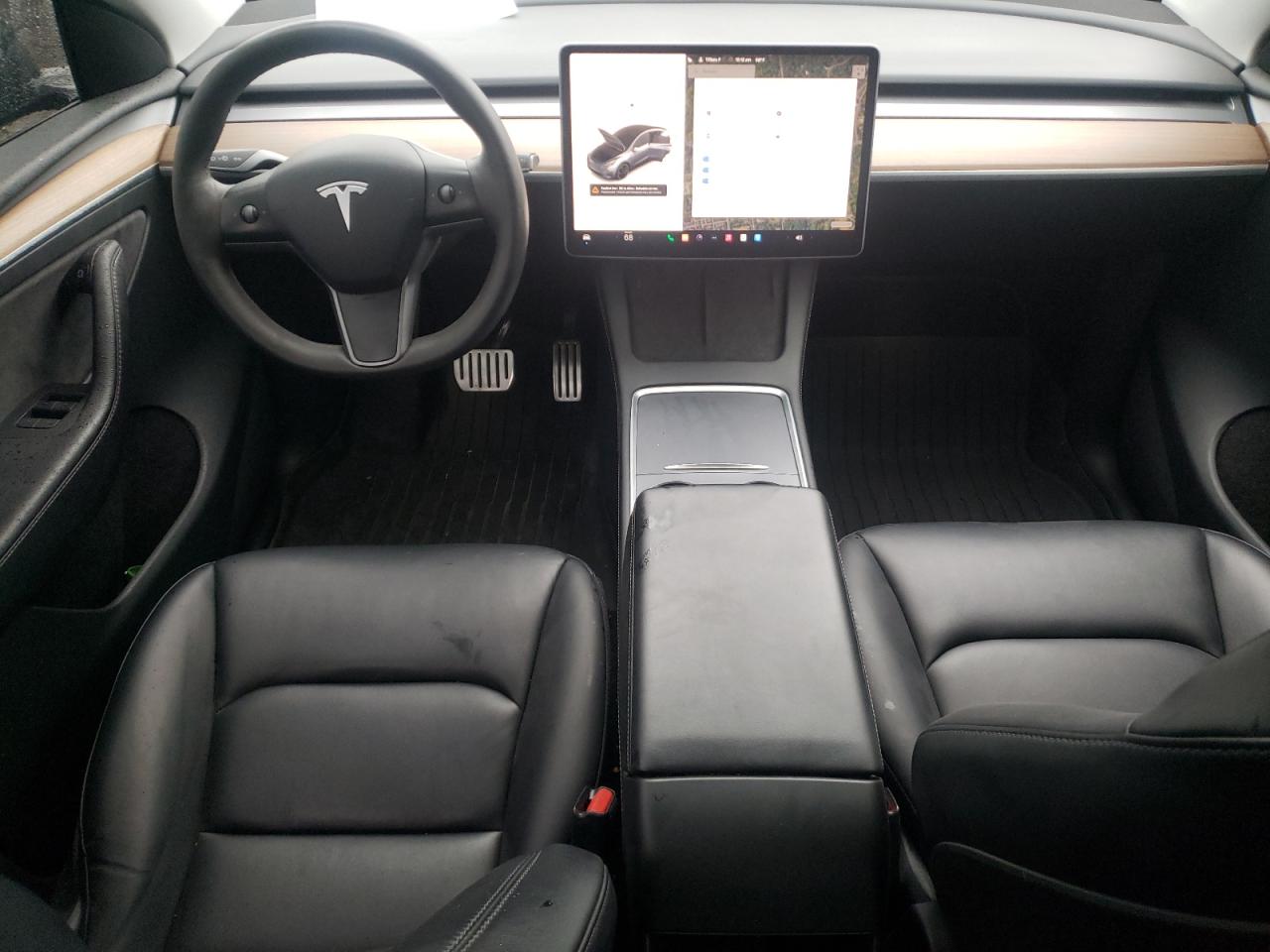 2022 Tesla Model Y VIN: 7SAYGDEF1NF550984 Lot: 72704144