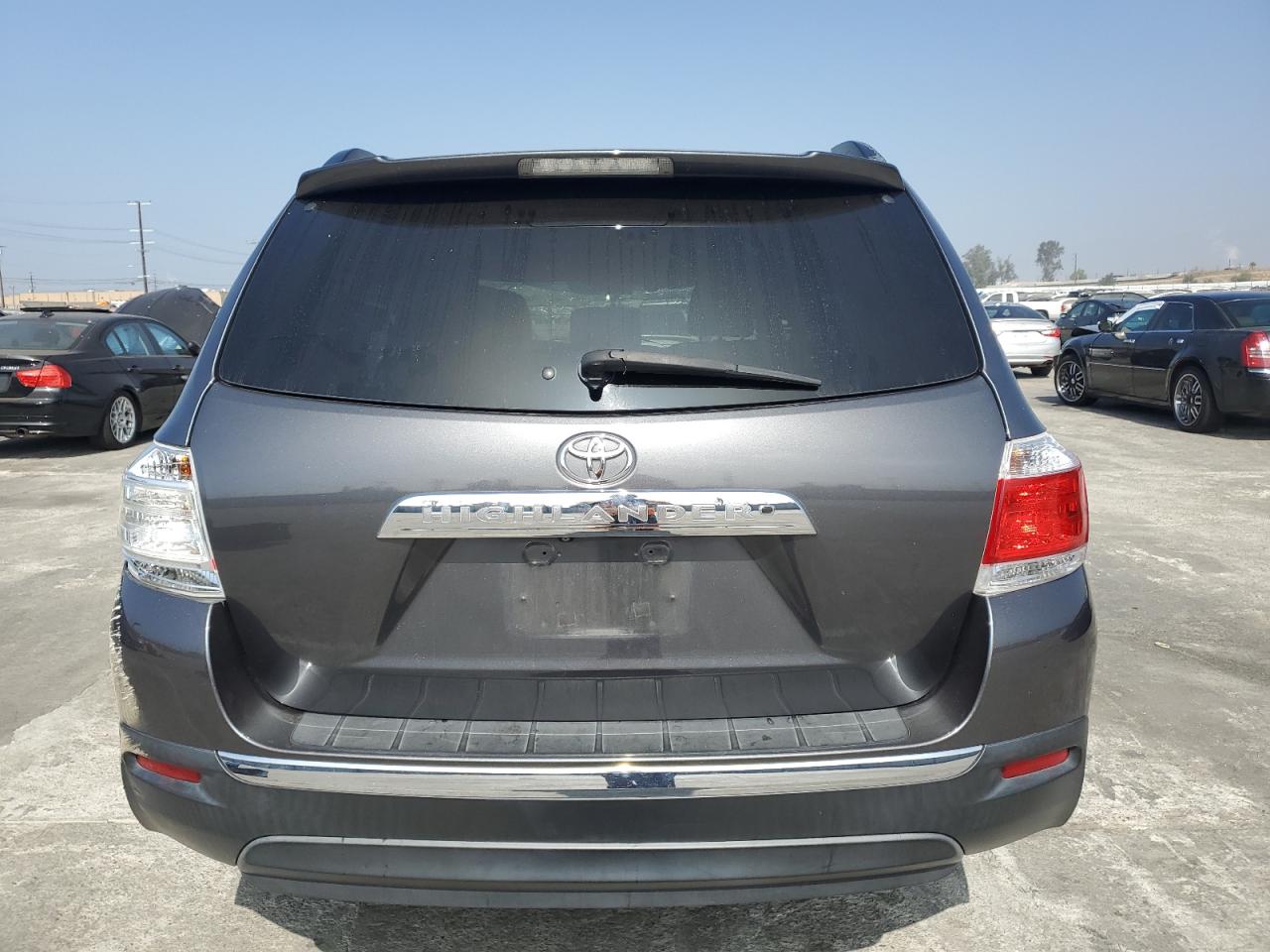 5TDZK3EH6CS069794 2012 Toyota Highlander Base