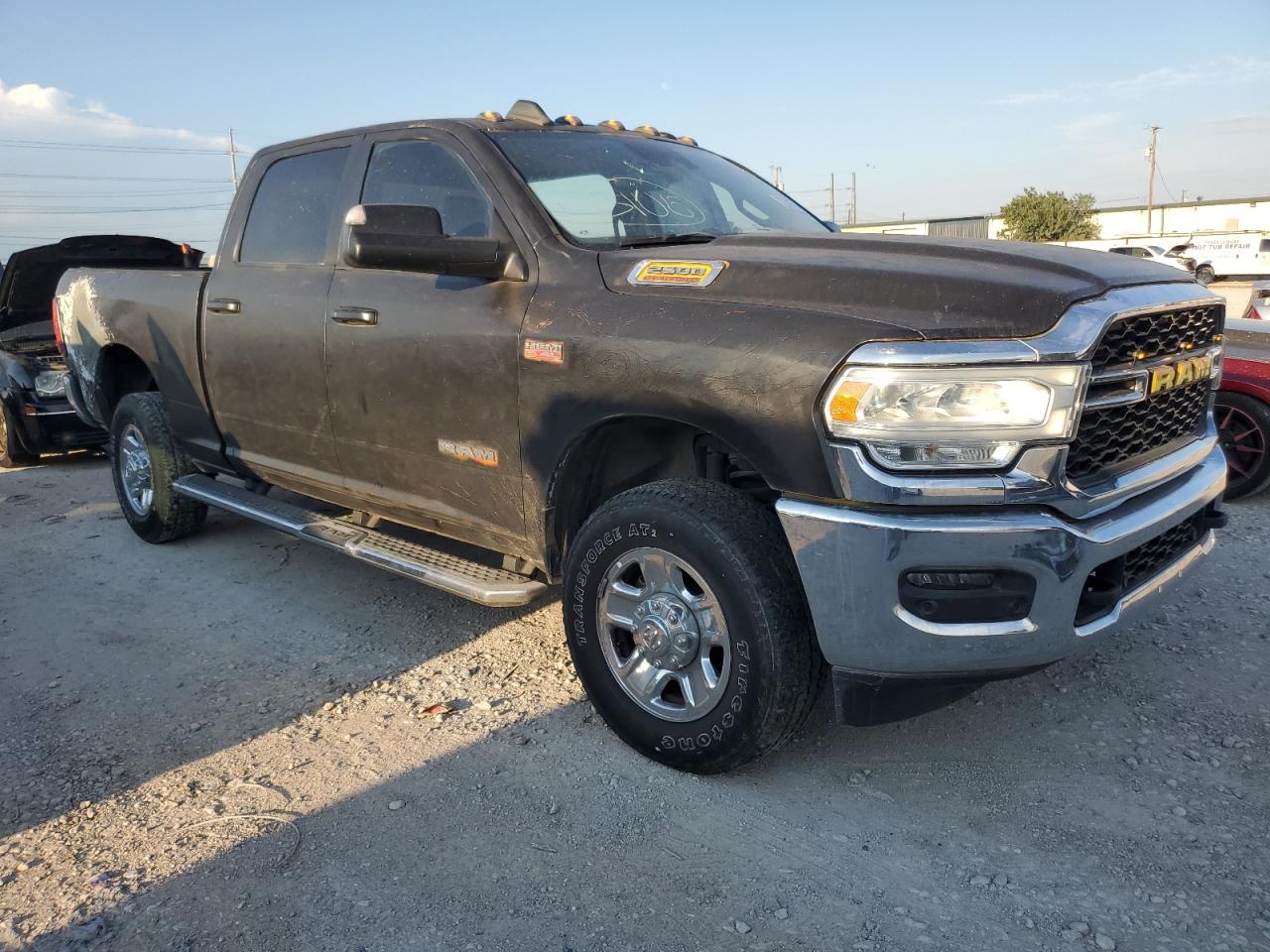 VIN 3C6UR5CJXKG720999 2019 RAM 2500 no.4