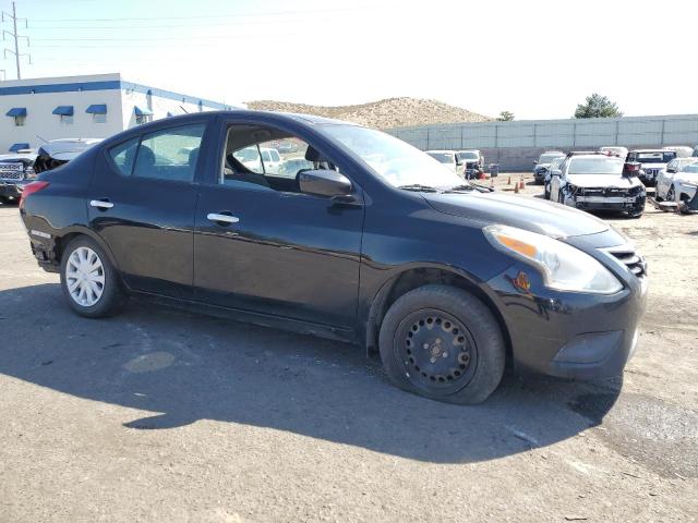 Sedans NISSAN VERSA 2016 Czarny