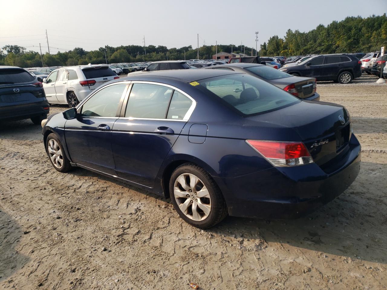 2009 Honda Accord - Image 2